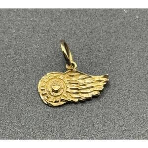 14K Gold Detroit Red Wings Charm Pendant